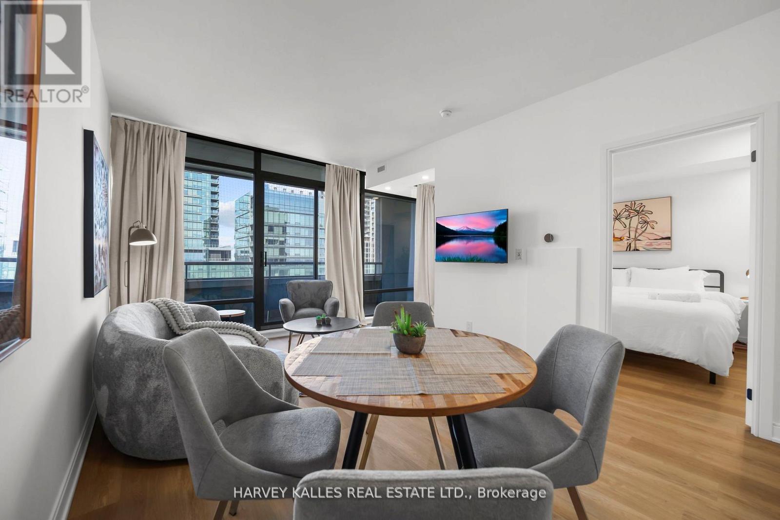 1606 - 18 YORKVILLE AVENUE, Toronto (Annex), Ontario, M4W0B1 — Photo 21