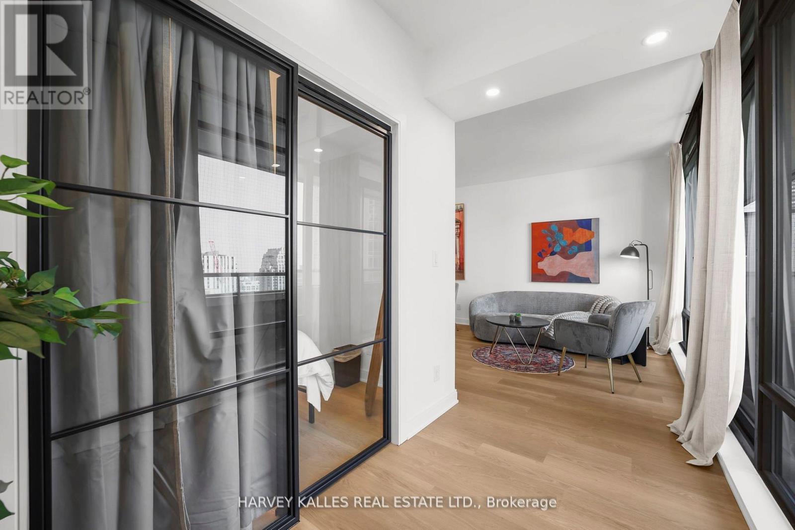 1606 - 18 YORKVILLE AVENUE, Toronto (Annex), Ontario, M4W0B1 — Photo 23