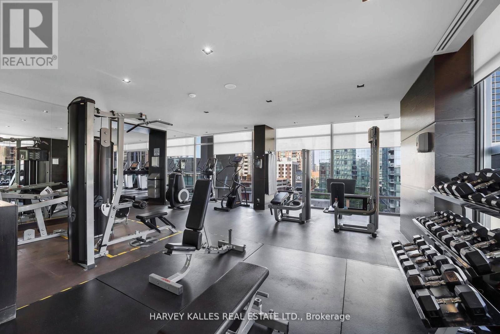 1606 - 18 YORKVILLE AVENUE, Toronto (Annex), Ontario, M4W0B1 — Photo 36