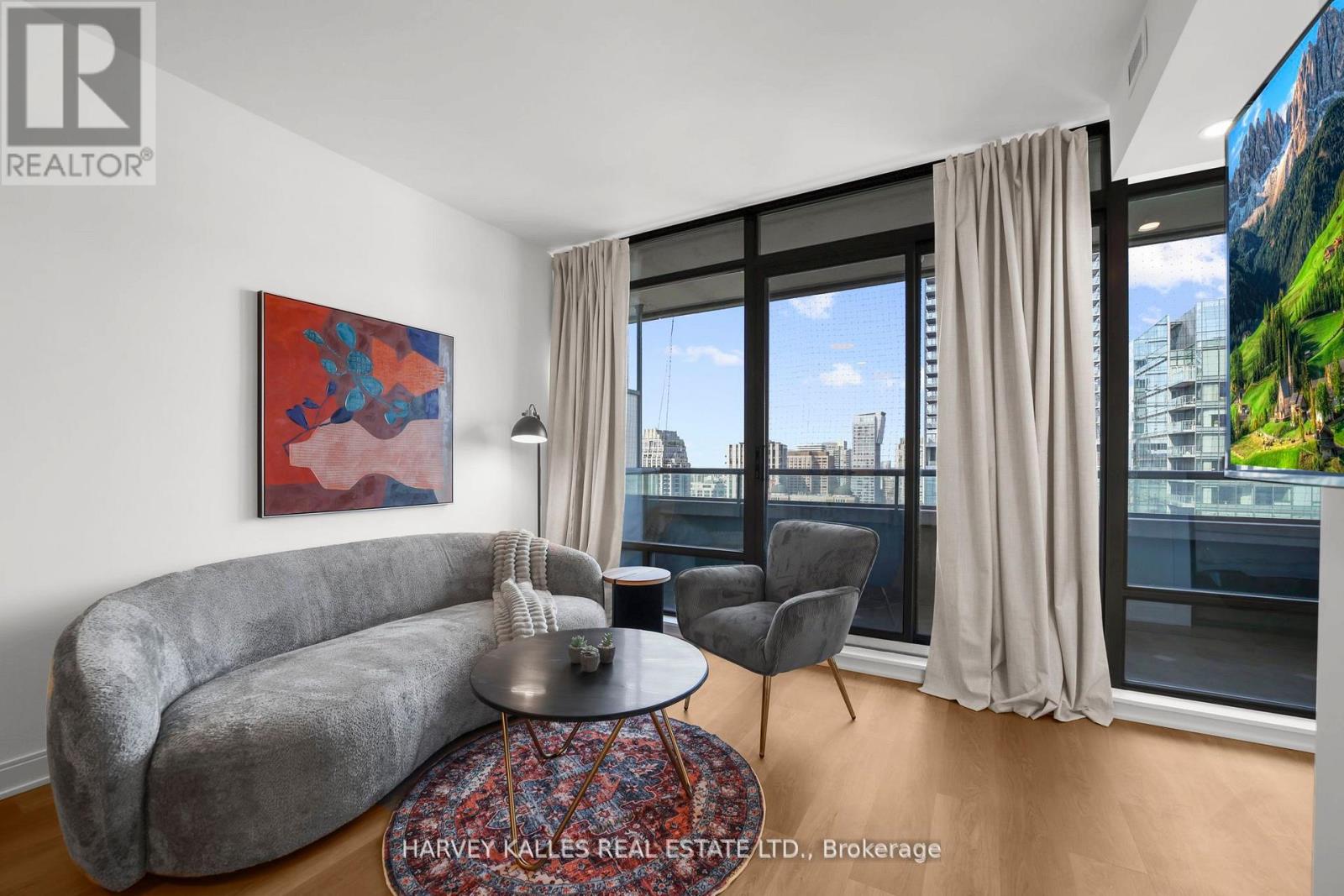 1606 - 18 YORKVILLE AVENUE, Toronto (Annex), Ontario, M4W0B1 — Photo 4