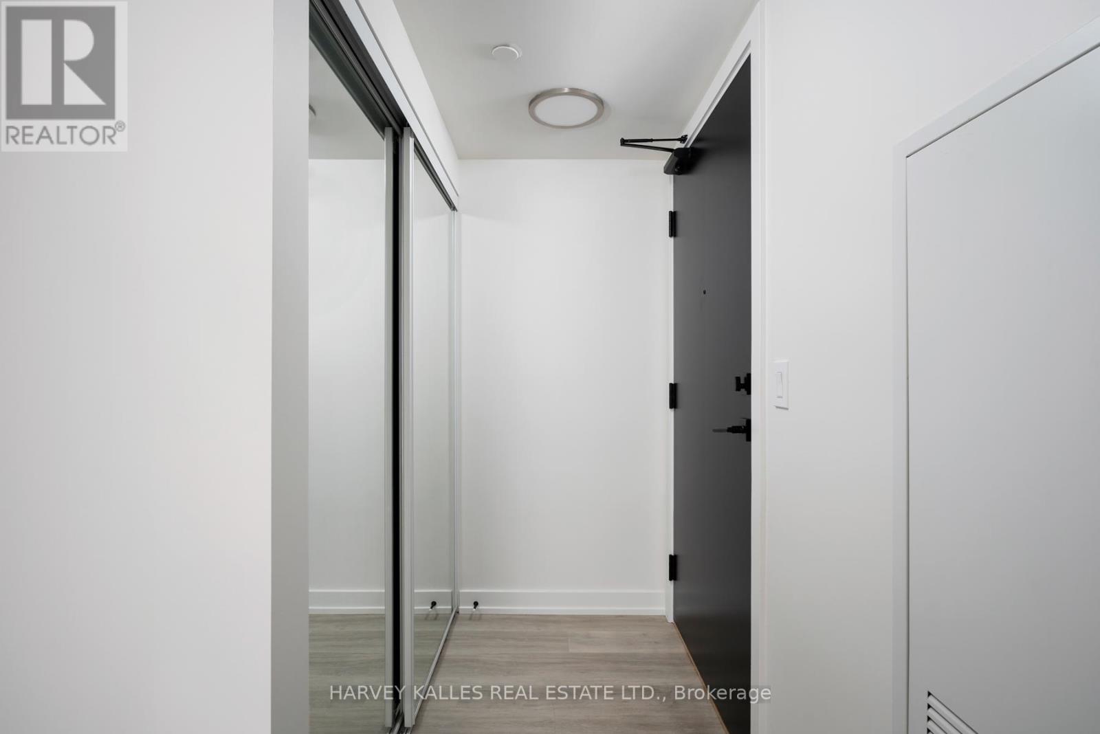 507 - 2 AUGUSTA AVENUE, Toronto (Waterfront Communities), Ontario, M5V0T3 — Photo 6