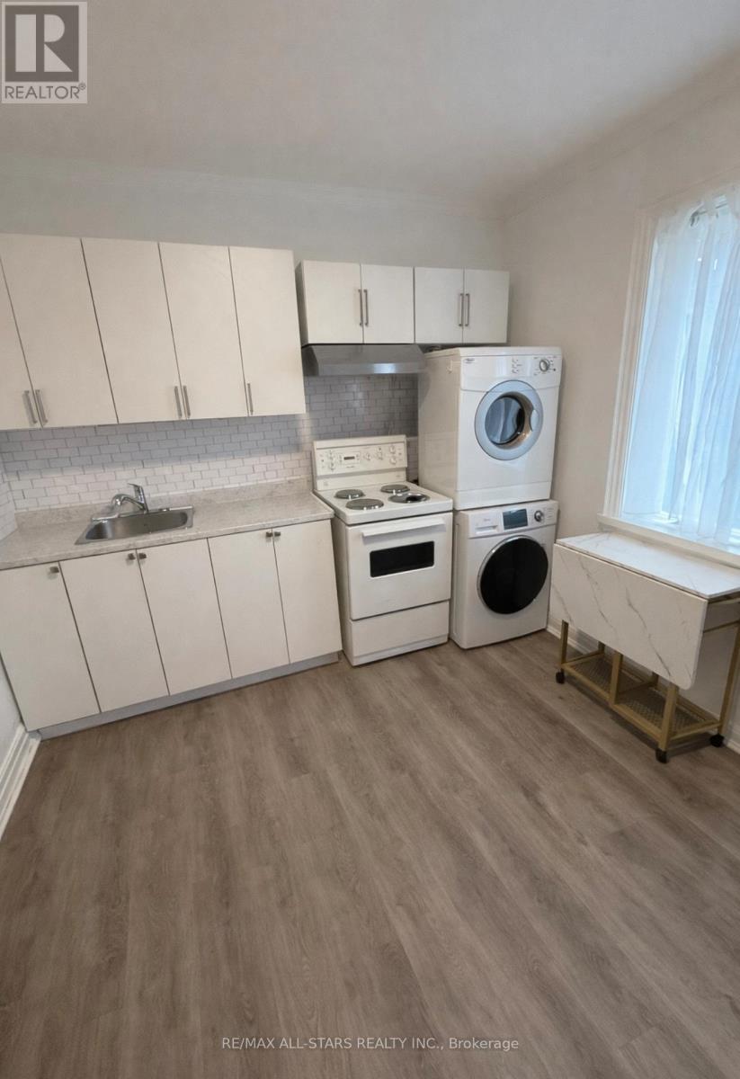 200 - 1918A QUEEN STREET E, Toronto (The Beaches), Ontario, M4L1H5 — Photo 4