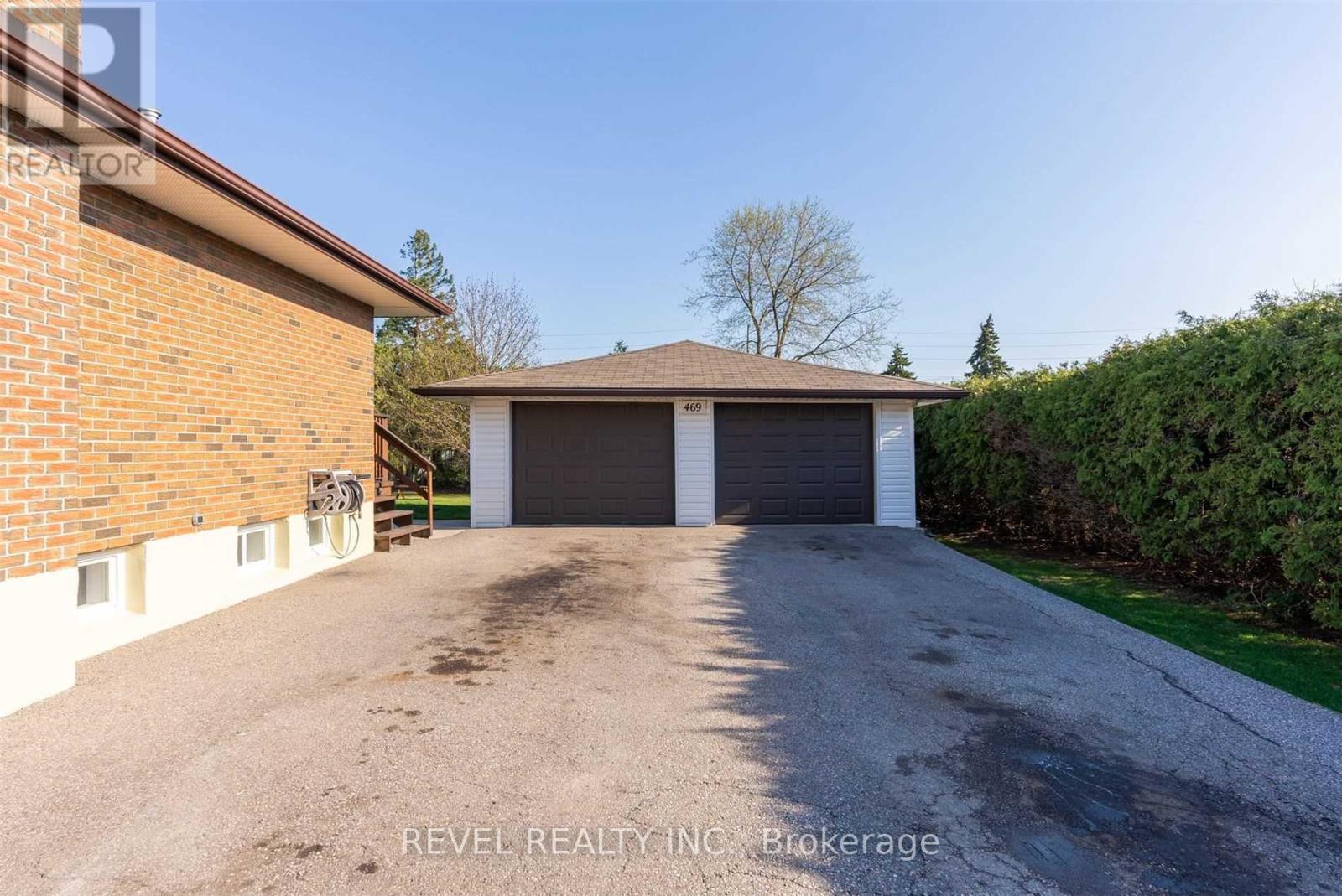 469 MAINE STREET, Oshawa (Kedron), Ontario, L1L1A1 — Photo 2