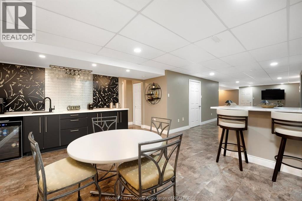 438 MARTINIQUE AVENUE, Windsor, Ontario, N8P1G7 — Photo 17