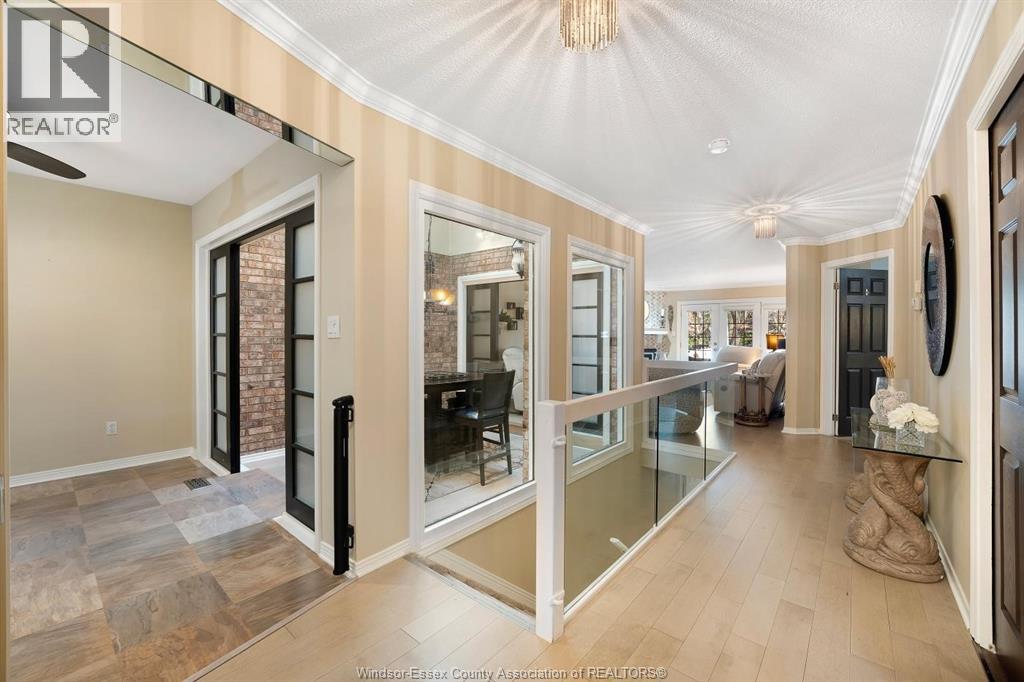 438 MARTINIQUE AVENUE, Windsor, Ontario, N8P1G7 — Photo 2