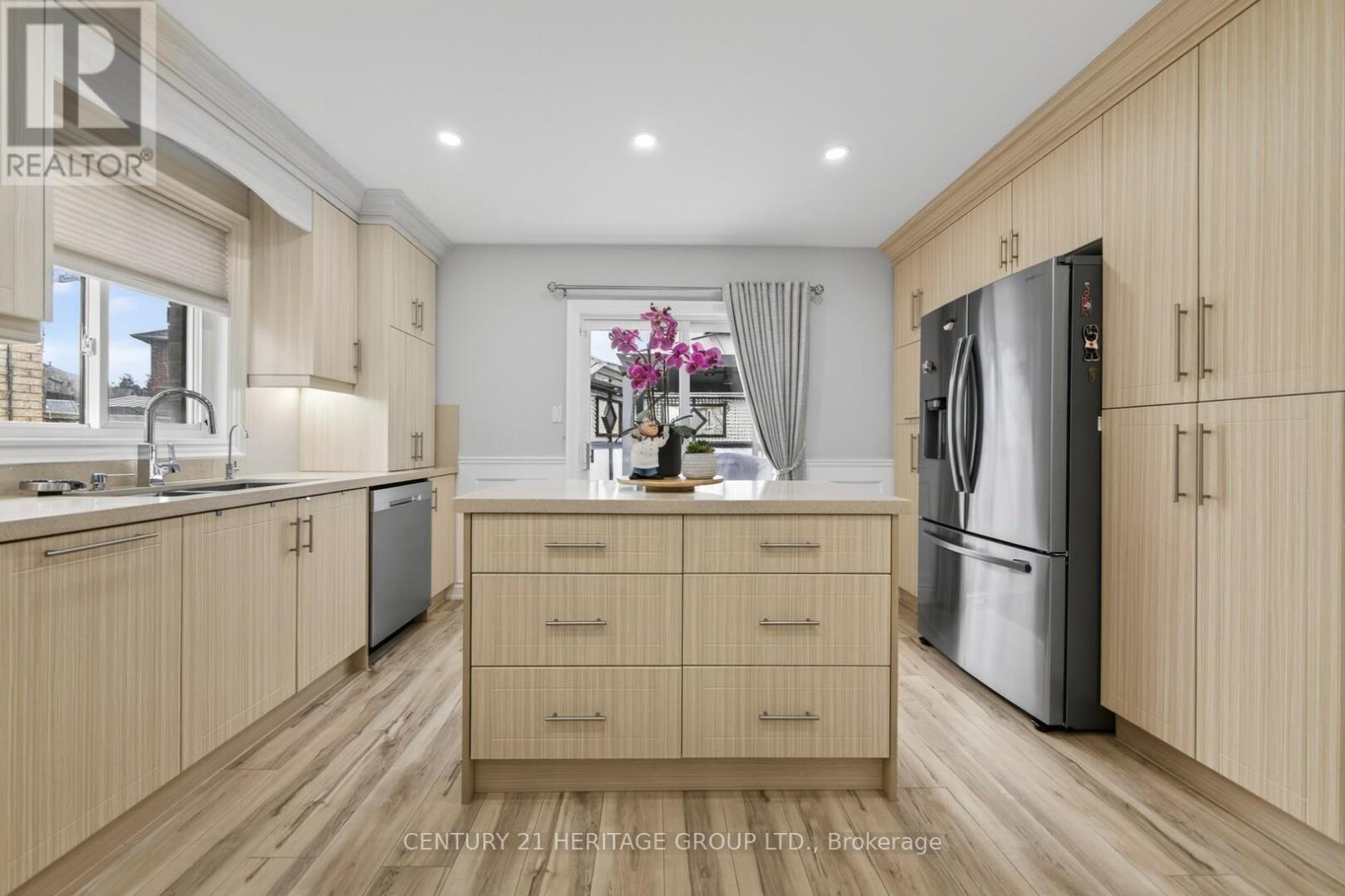 137 CUNNINGHAM DRIVE, Barrie (Ardagh), Ontario, L4N5R3 — Photo 14