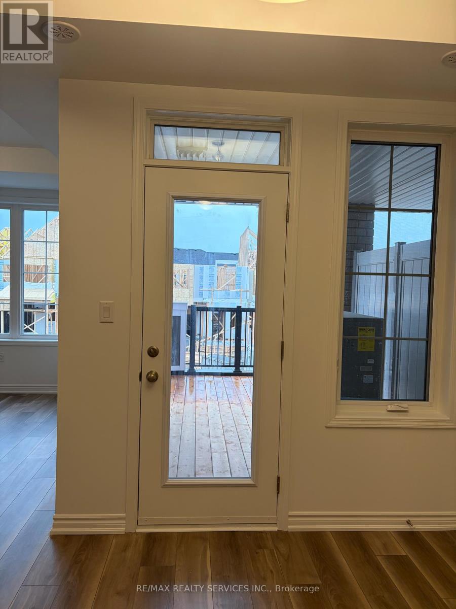 92 YORKSHIRE DRIVE, Barrie, Ontario, L9J1B4 — Photo 11