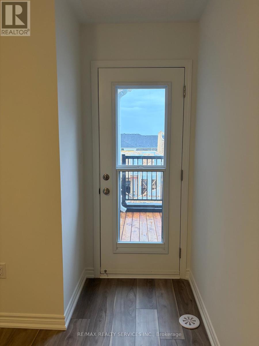 92 YORKSHIRE DRIVE, Barrie, Ontario, L9J1B4 — Photo 12