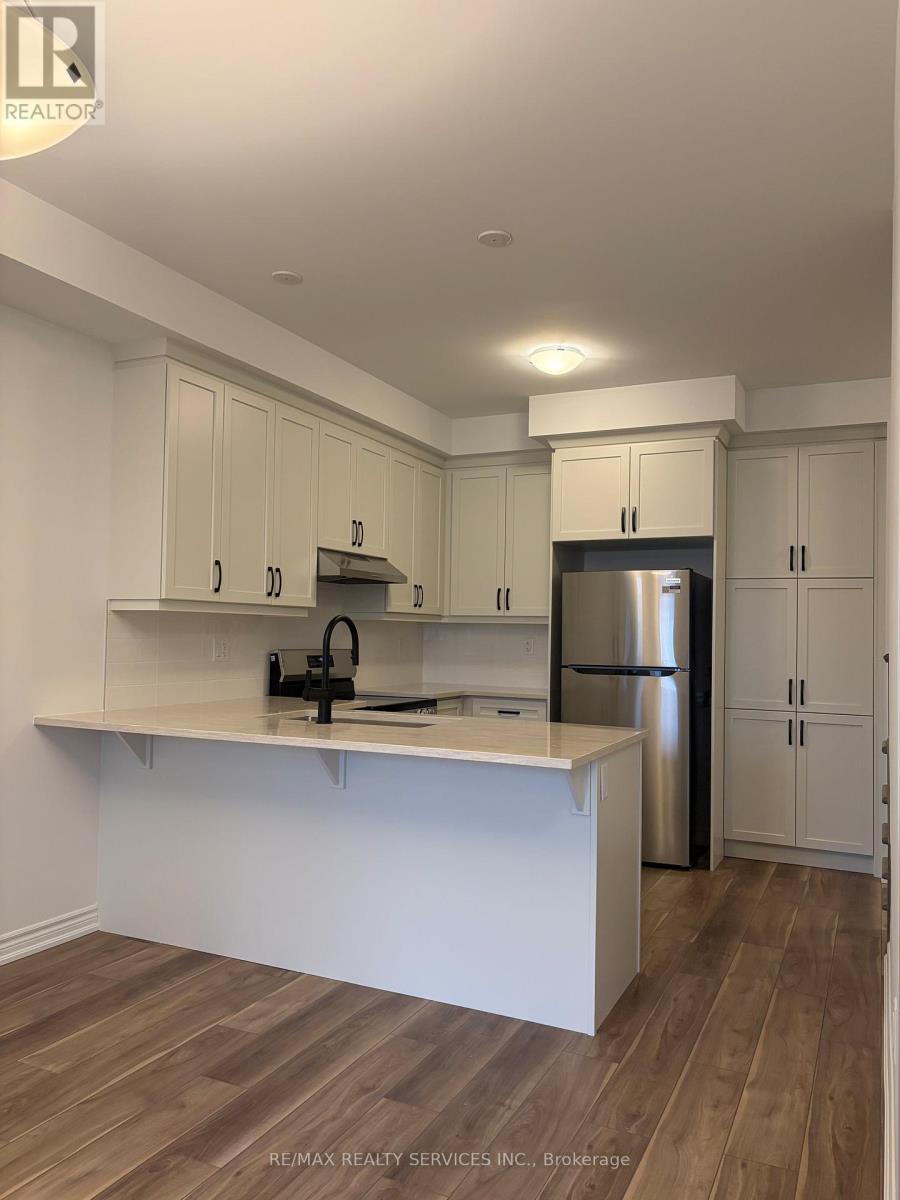 92 YORKSHIRE DRIVE, Barrie, Ontario, L9J1B4 — Photo 7