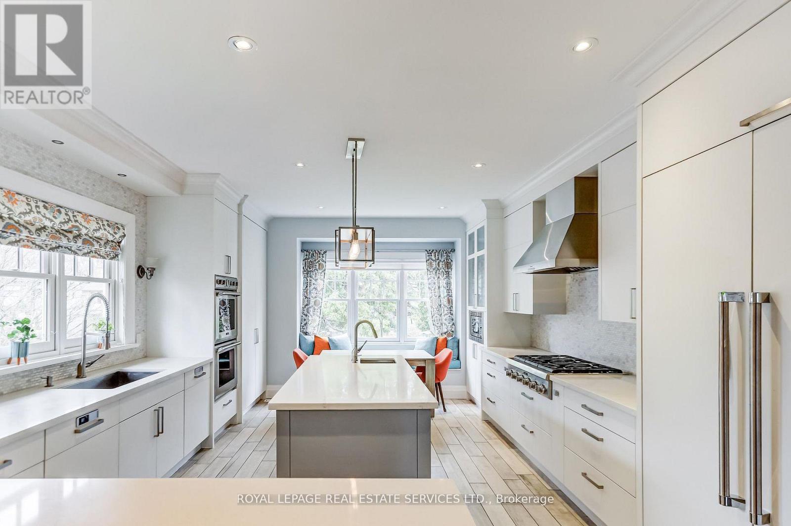 34 LAMBETH ROAD, Toronto (Edenbridge-Humber Valley), Ontario, M9A2Y7 — Photo 6