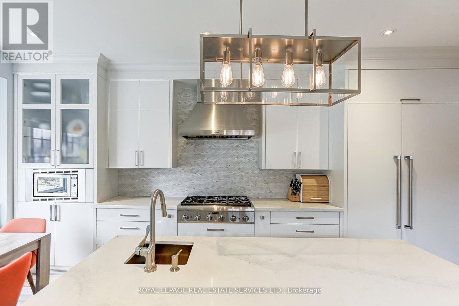 34 LAMBETH ROAD, Toronto (Edenbridge-Humber Valley), Ontario, M9A2Y7 — Photo 9