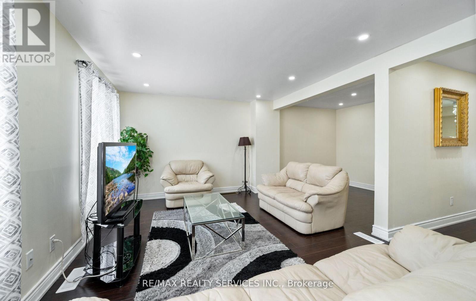 124 - 124 BARONWOOD COURT, Brampton (Brampton North), Ontario, L6V3H7 — Photo 10