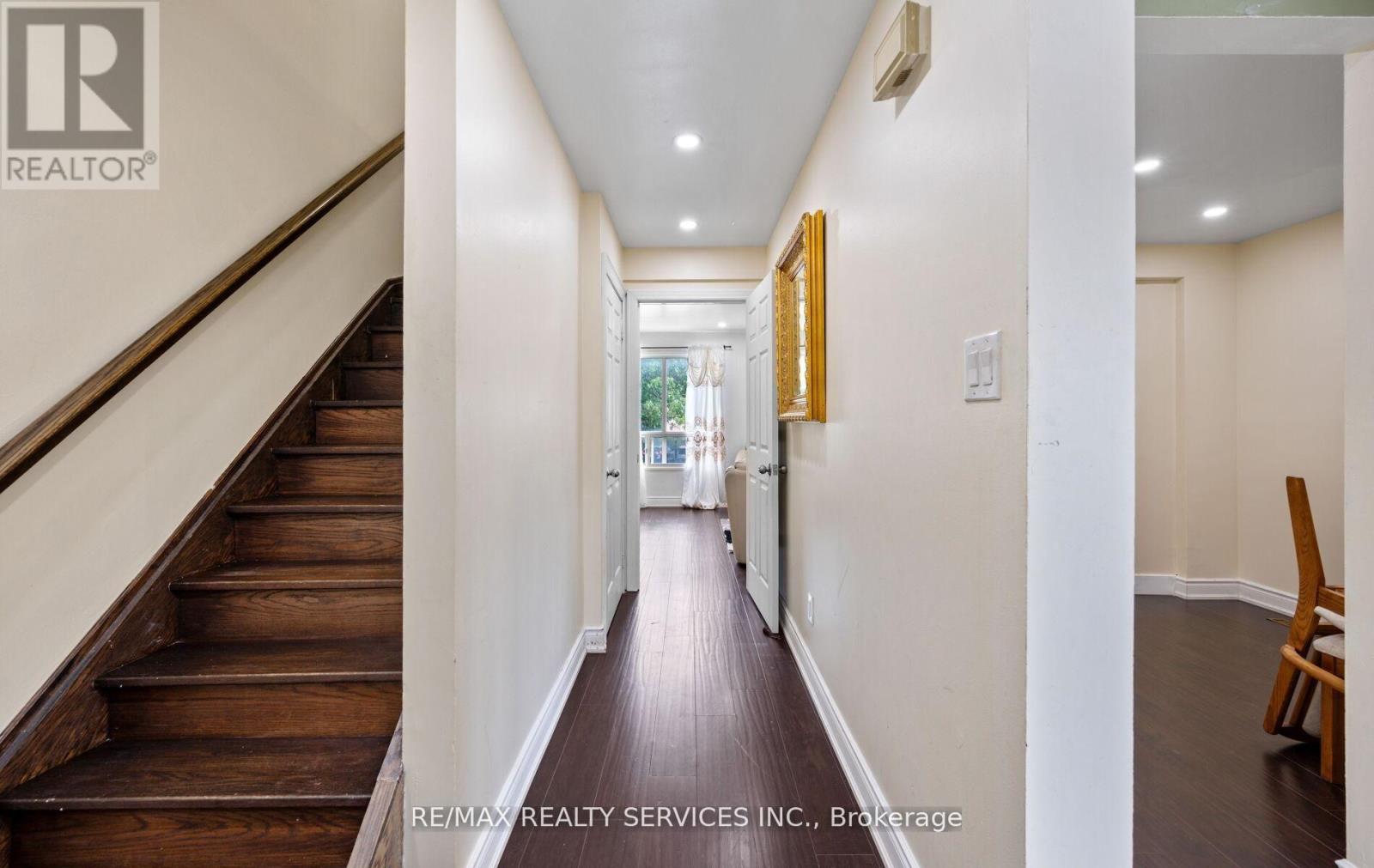 124 - 124 BARONWOOD COURT, Brampton (Brampton North), Ontario, L6V3H7 — Photo 7