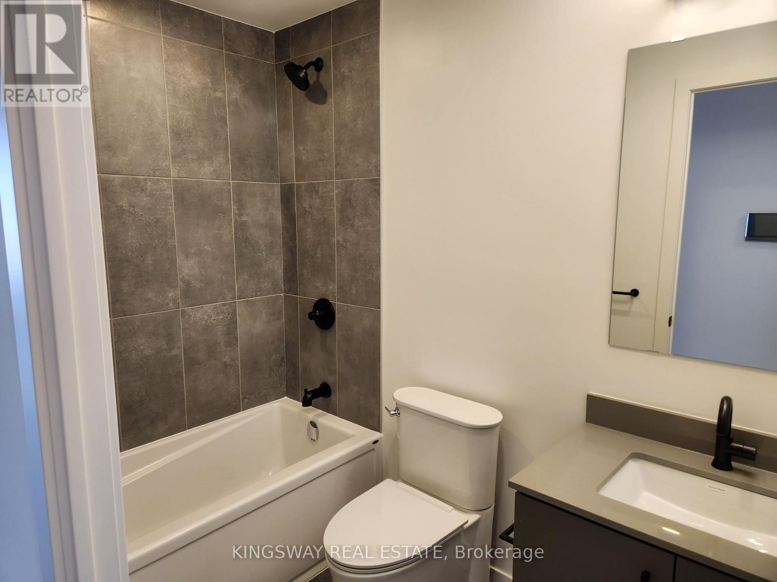 425 - 4878 POWERS COMMON, Burlington (Alton), Ontario, L7M2B4 — Photo 7