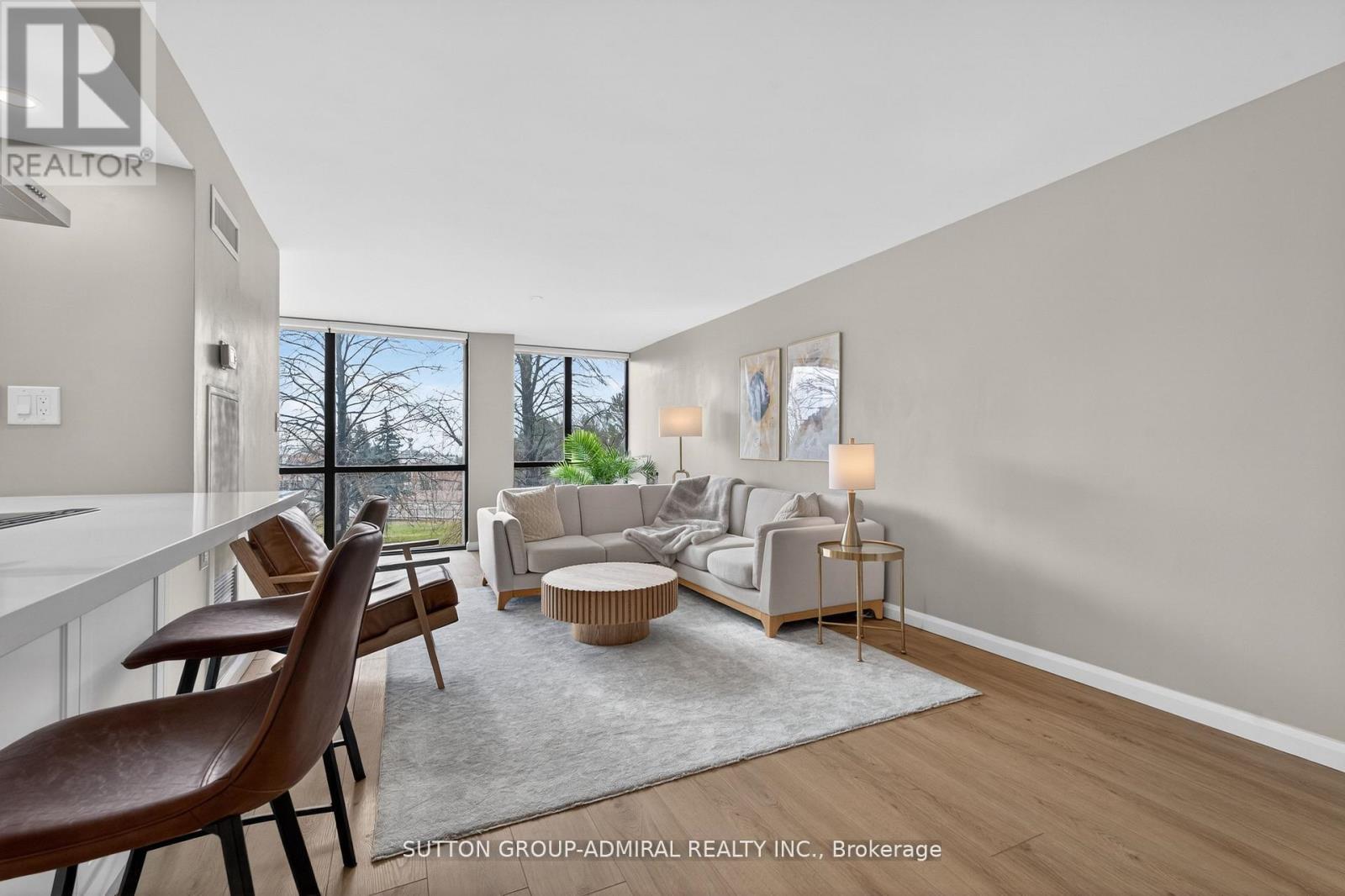 308 - 350 WEBB DRIVE, Mississauga (City Centre), Ontario, L5B3W4 — Photo 2