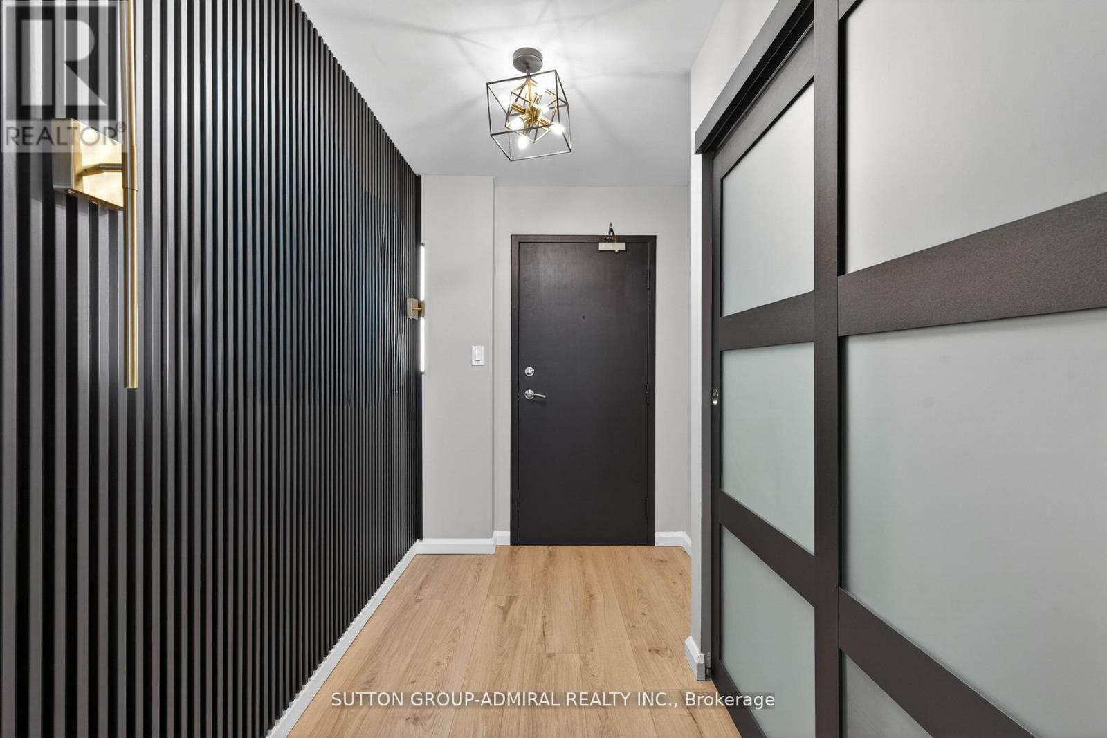 308 - 350 WEBB DRIVE, Mississauga (City Centre), Ontario, L5B3W4 — Photo 7