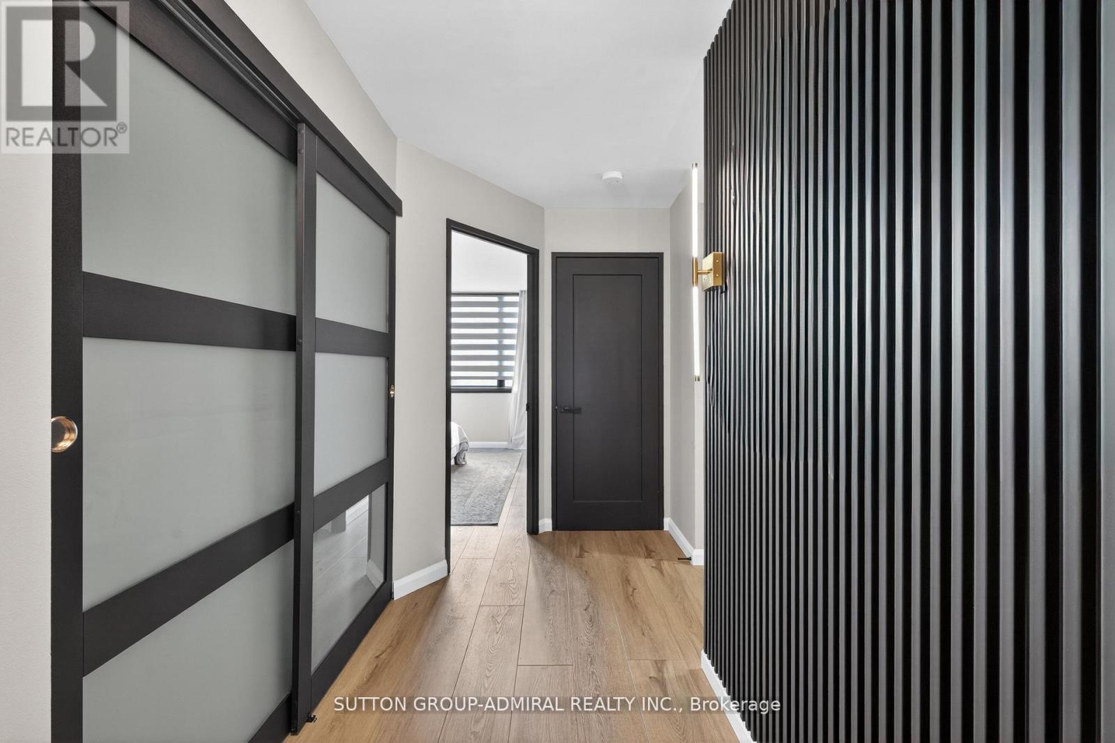 308 - 350 WEBB DRIVE, Mississauga (City Centre), Ontario, L5B3W4 — Photo 9