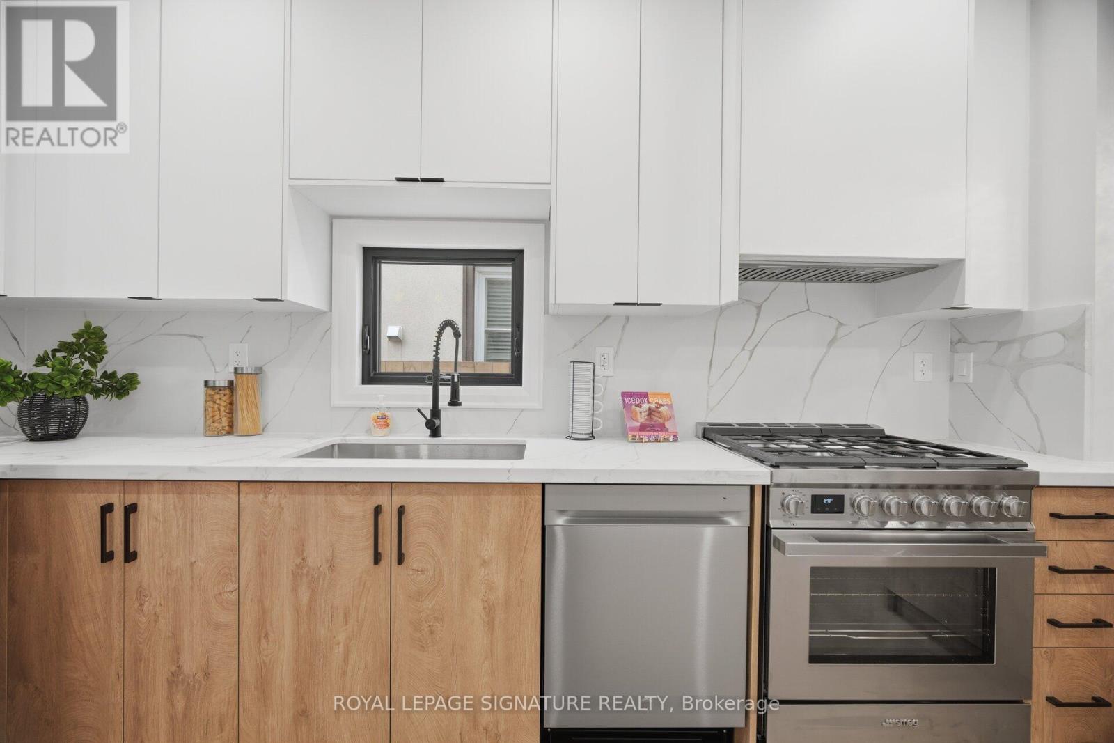 241 MARIA STREET, Toronto (Junction Area), Ontario, M6P1W6 — Photo 14