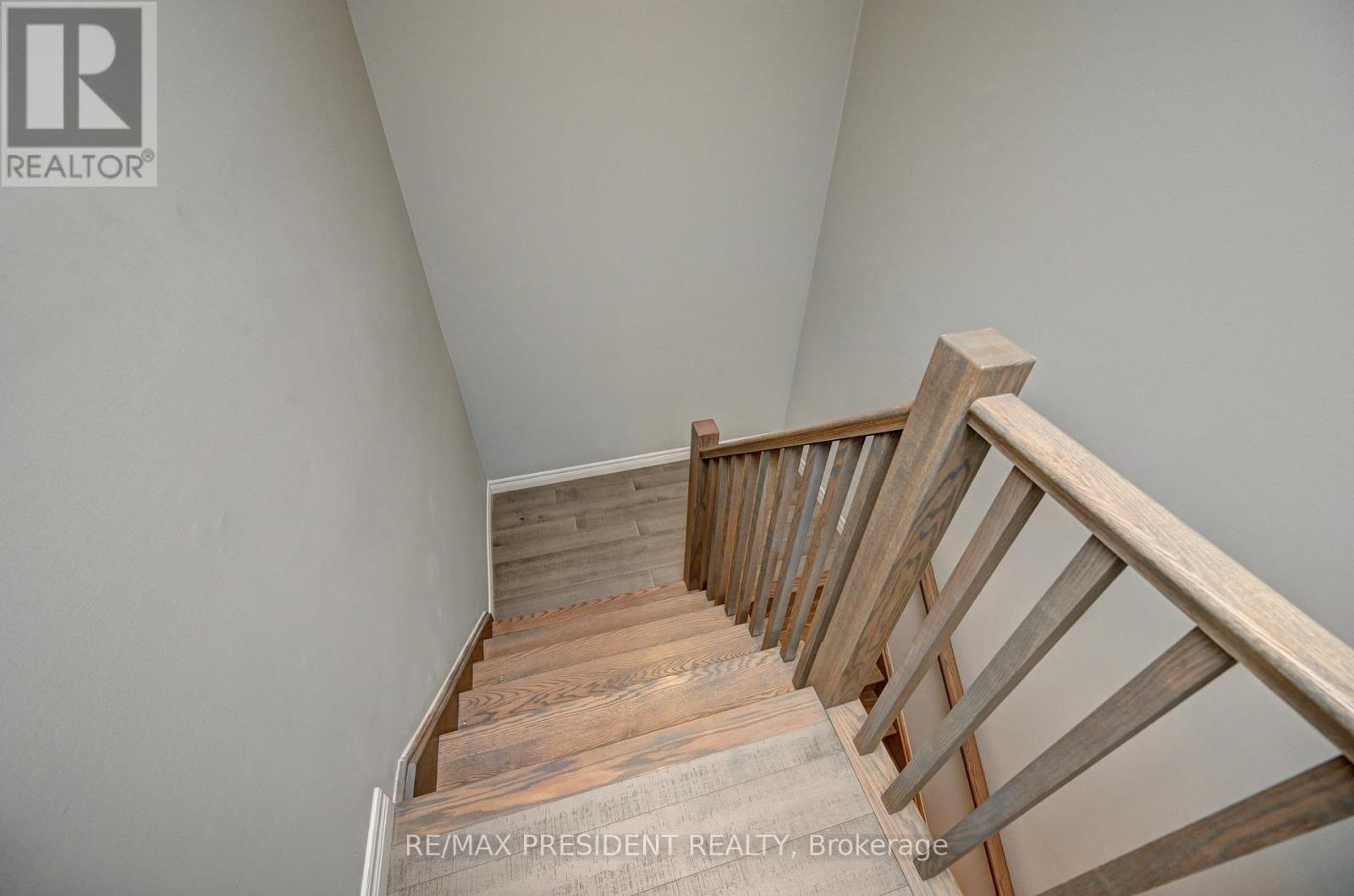552 FLORENCEDALE CRESCENT, Kitchener, Ontario, N2R0N3 — Photo 13
