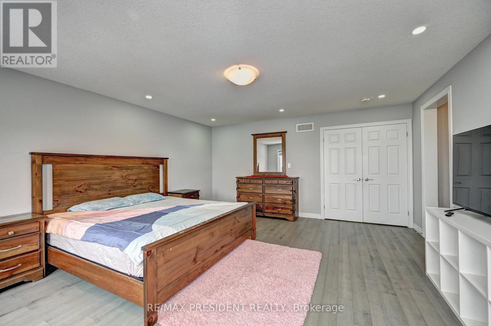 552 FLORENCEDALE CRESCENT, Kitchener, Ontario, N2R0N3 — Photo 18