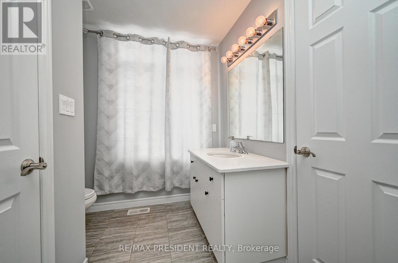 552 FLORENCEDALE CRESCENT, Kitchener, Ontario, N2R0N3 — Photo 25