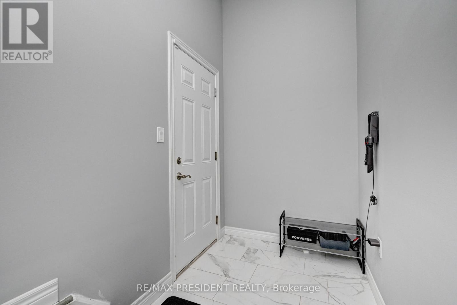 552 FLORENCEDALE CRESCENT, Kitchener, Ontario, N2R0N3 — Photo 36