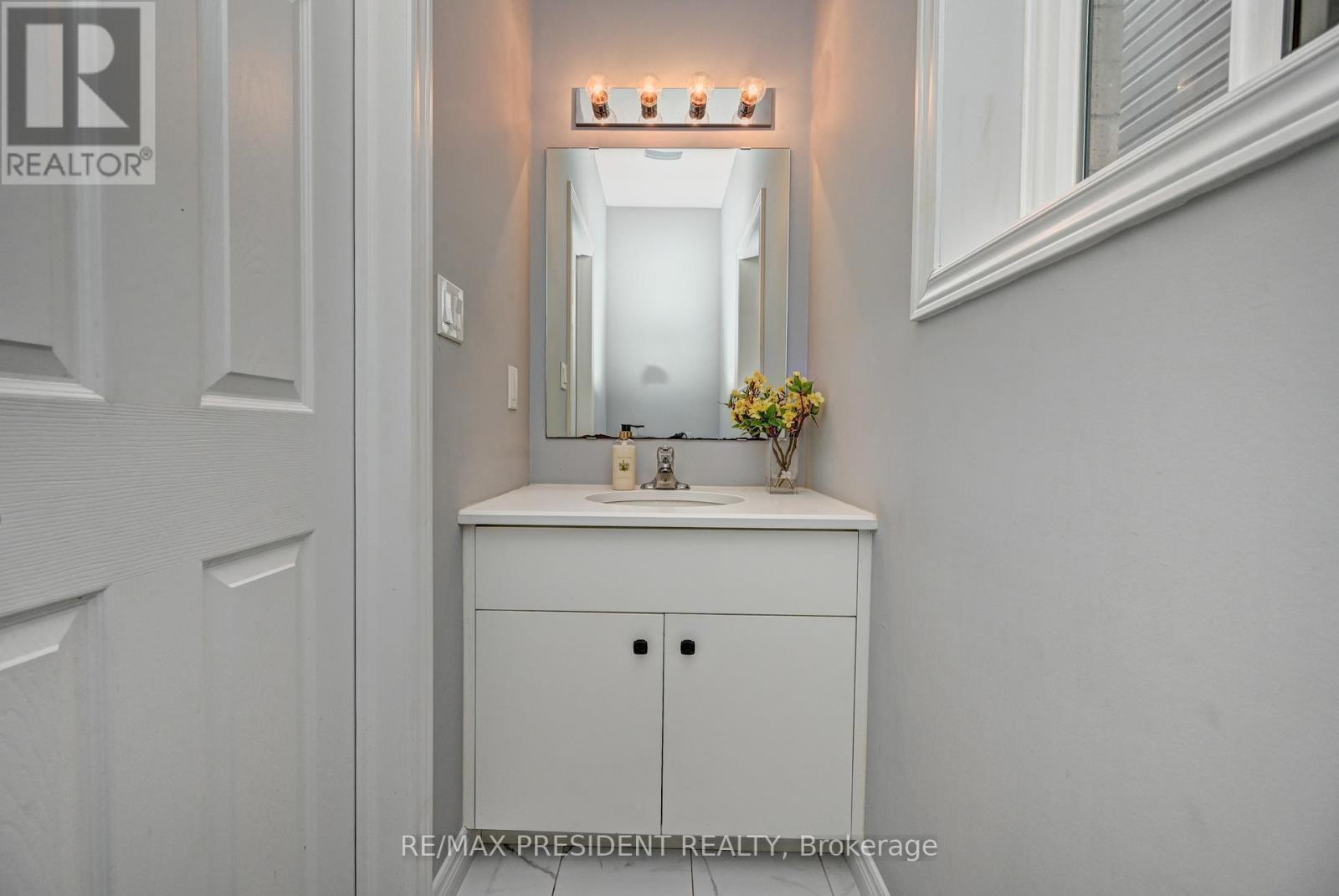 552 FLORENCEDALE CRESCENT, Kitchener, Ontario, N2R0N3 — Photo 5