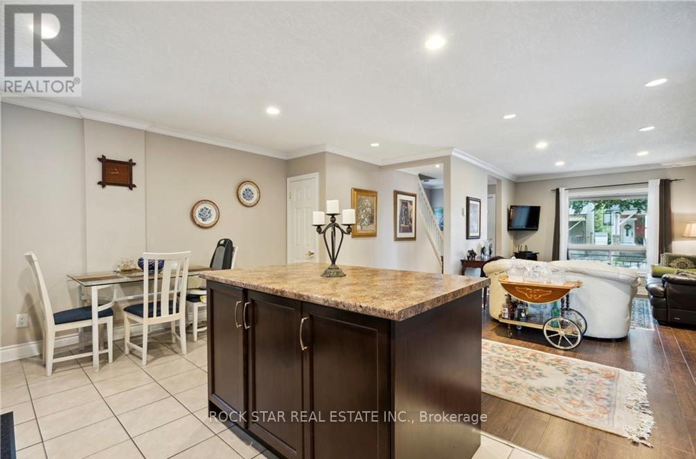 34 CLIFF AVENUE, Hamilton (Eastmount), Ontario, L8V2R9 — Photo 10