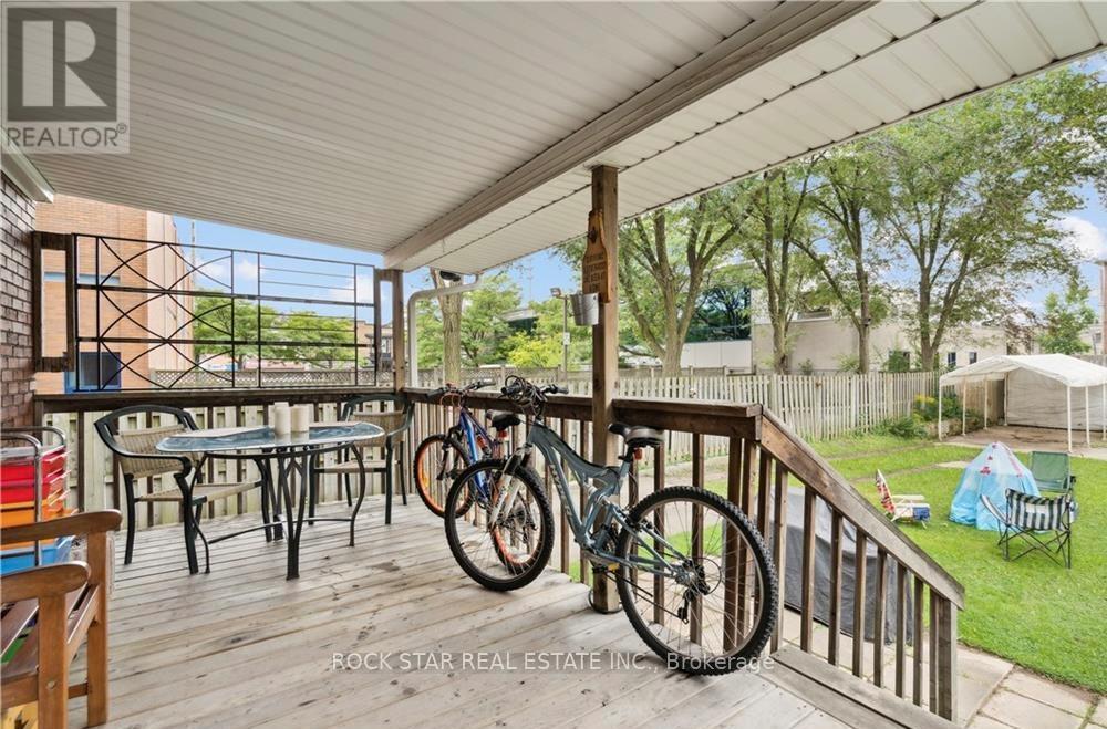 34 CLIFF AVENUE, Hamilton (Eastmount), Ontario, L8V2R9 — Photo 27