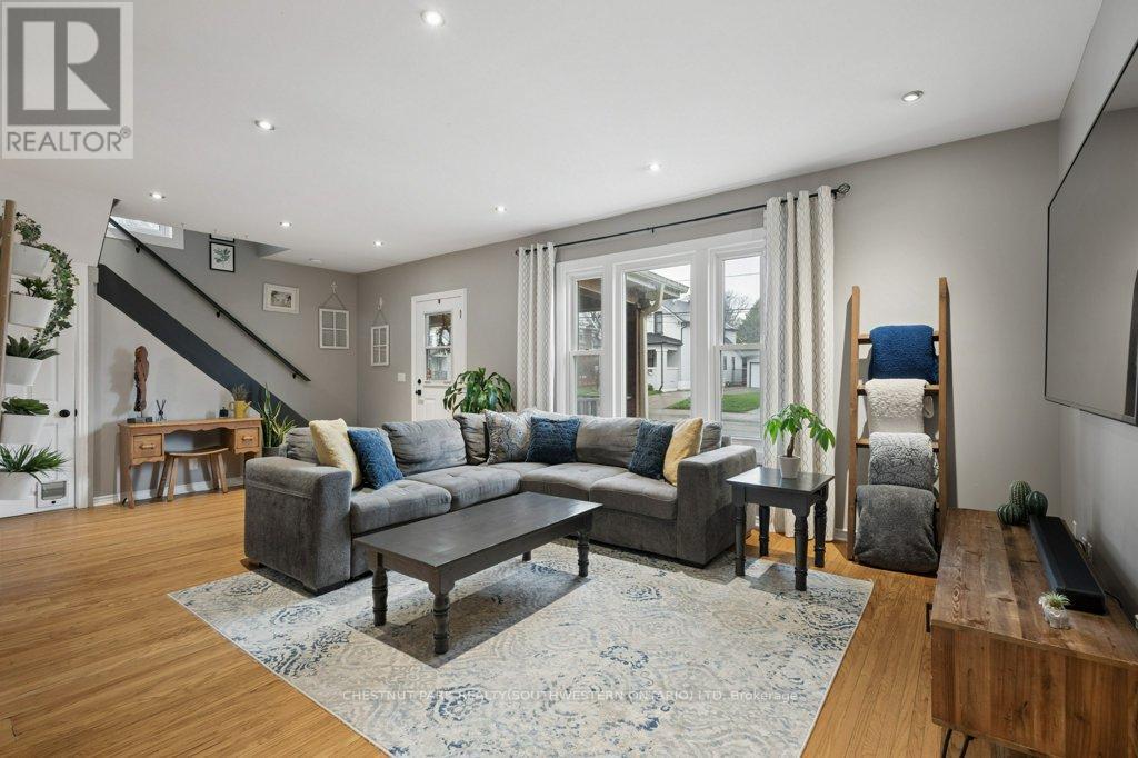 43 KRUG STREET, Kitchener, Ontario, N2H2X5 — Photo 9