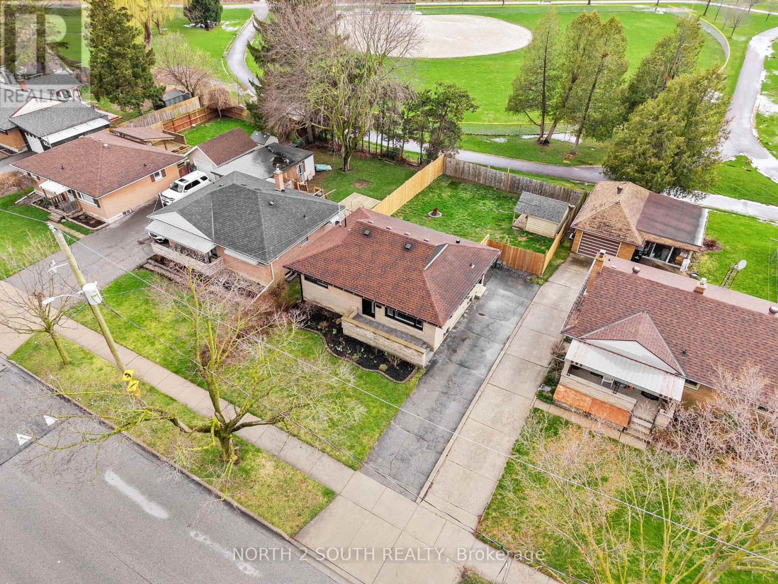 81 CLARK AVENUE, Kitchener, Ontario, N2C1Y1 — Photo 50