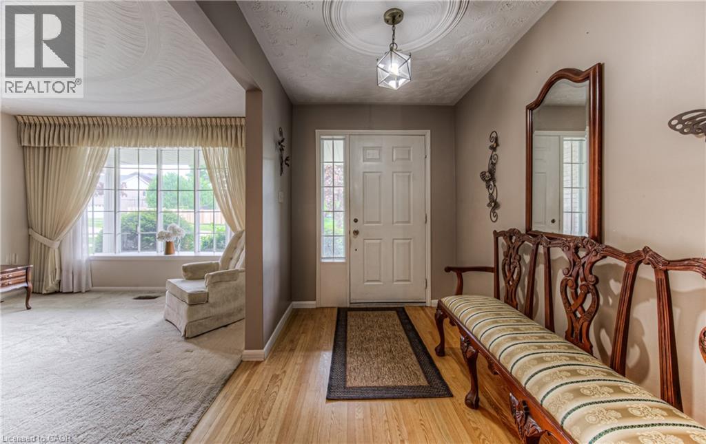 65 TRAILVIEW Drive, Kitchener, Ontario, N2N1P7 — Photo 4