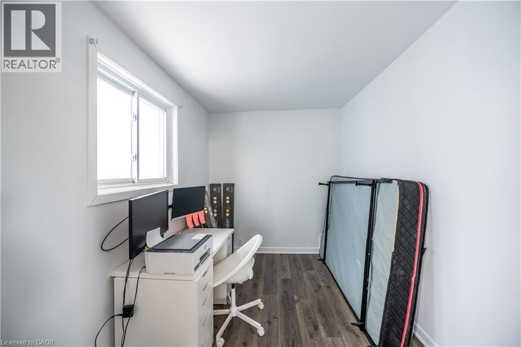 92 FREDERICK Avenue, Hamilton, Ontario, L8H4K6 — Photo 13