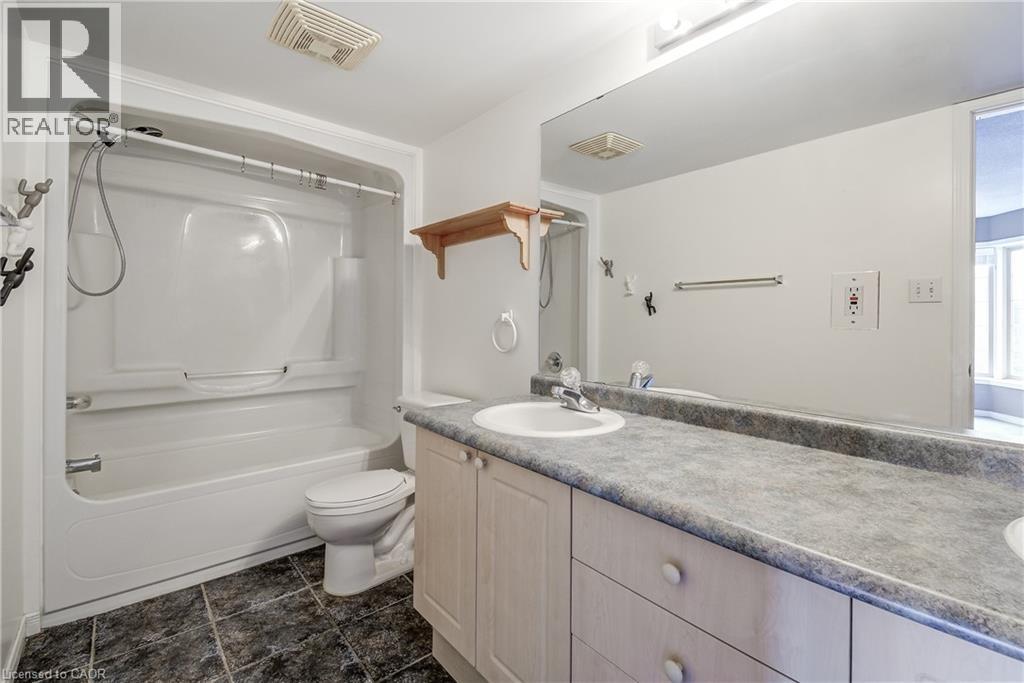 216 PLAINS Road W Unit# 306E, Burlington, Ontario, L7T4K8 — Photo 34