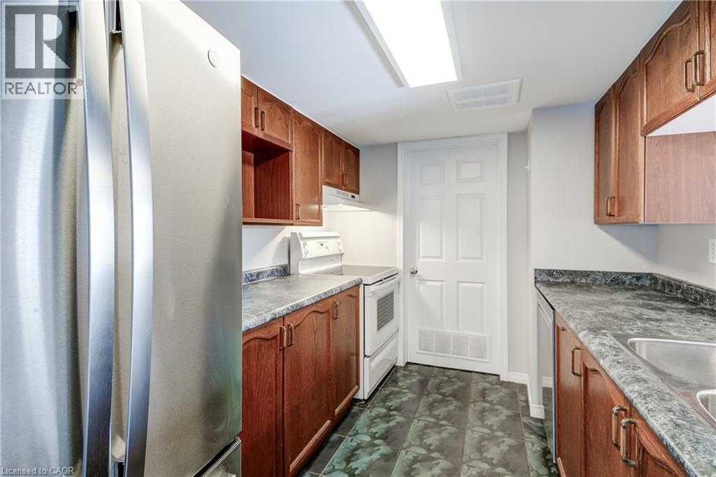 216 PLAINS Road W Unit# 306E, Burlington, Ontario, L7T4K8 — Photo 7