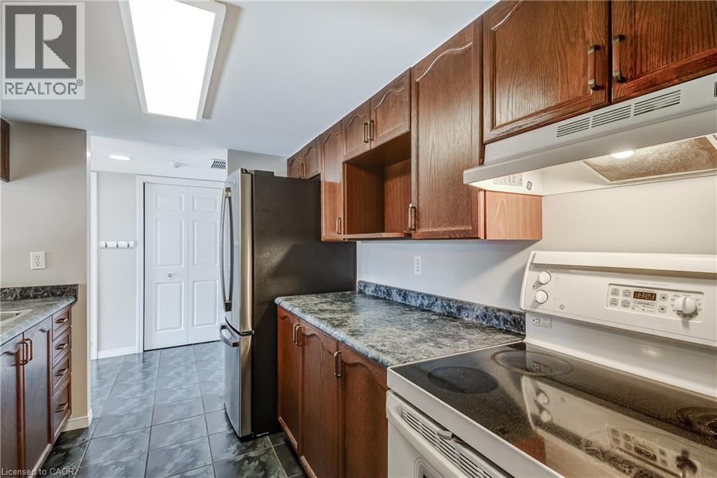 216 PLAINS Road W Unit# 306E, Burlington, Ontario, L7T4K8 — Photo 8