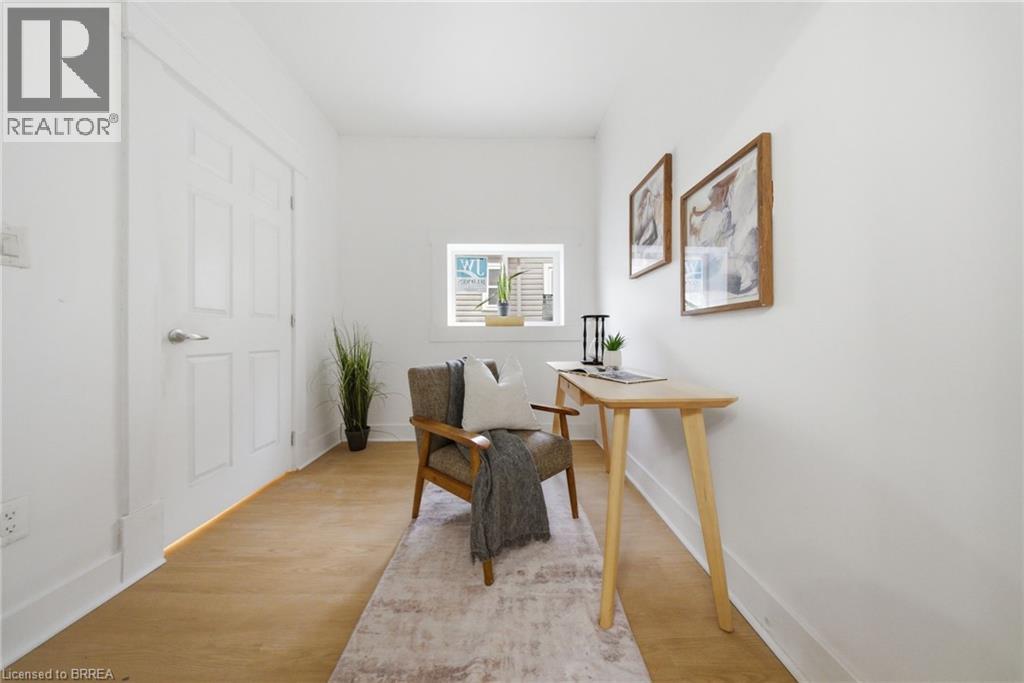 232 GREY Street, Brantford, Ontario, N3S4W7 — Photo 14