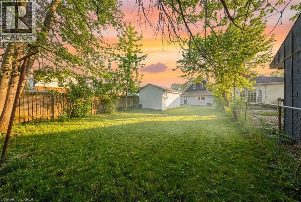 232 GREY Street, Brantford, Ontario, N3S4W7 — Photo 22