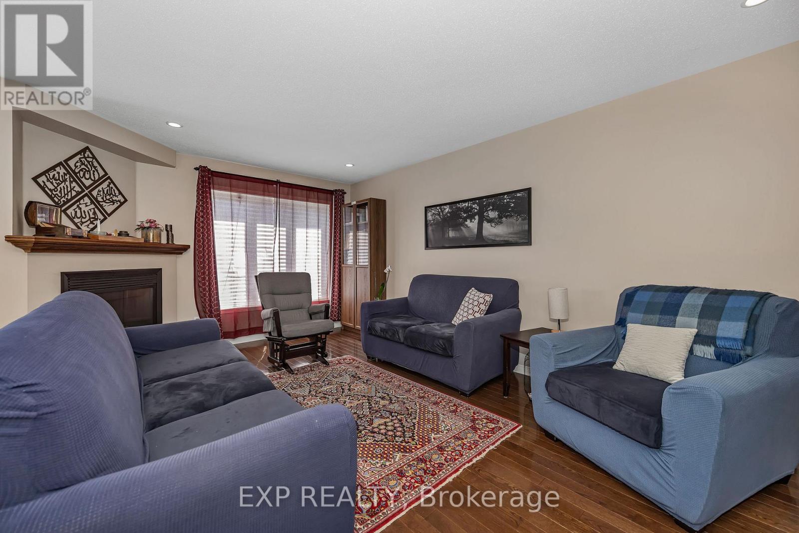 359 BAKEWELL CRESCENT, Ottawa, Ontario, K2G7E9 — Photo 3