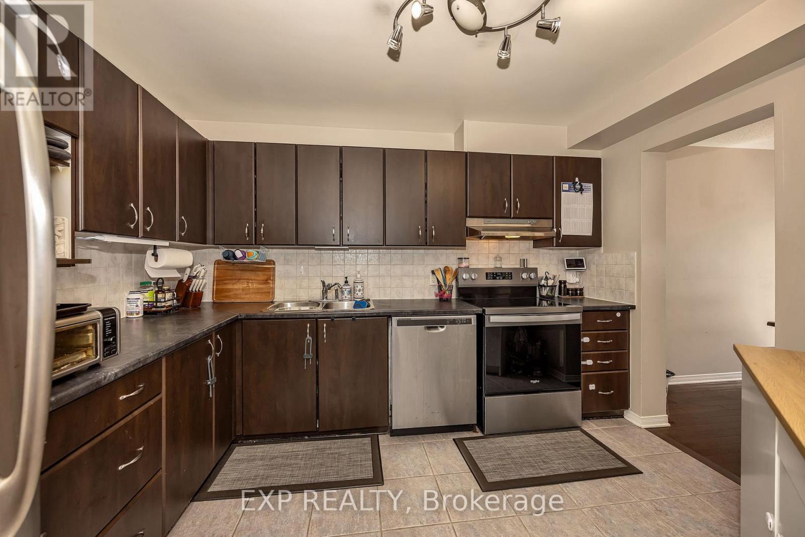 359 BAKEWELL CRESCENT, Ottawa, Ontario, K2G7E9 — Photo 4