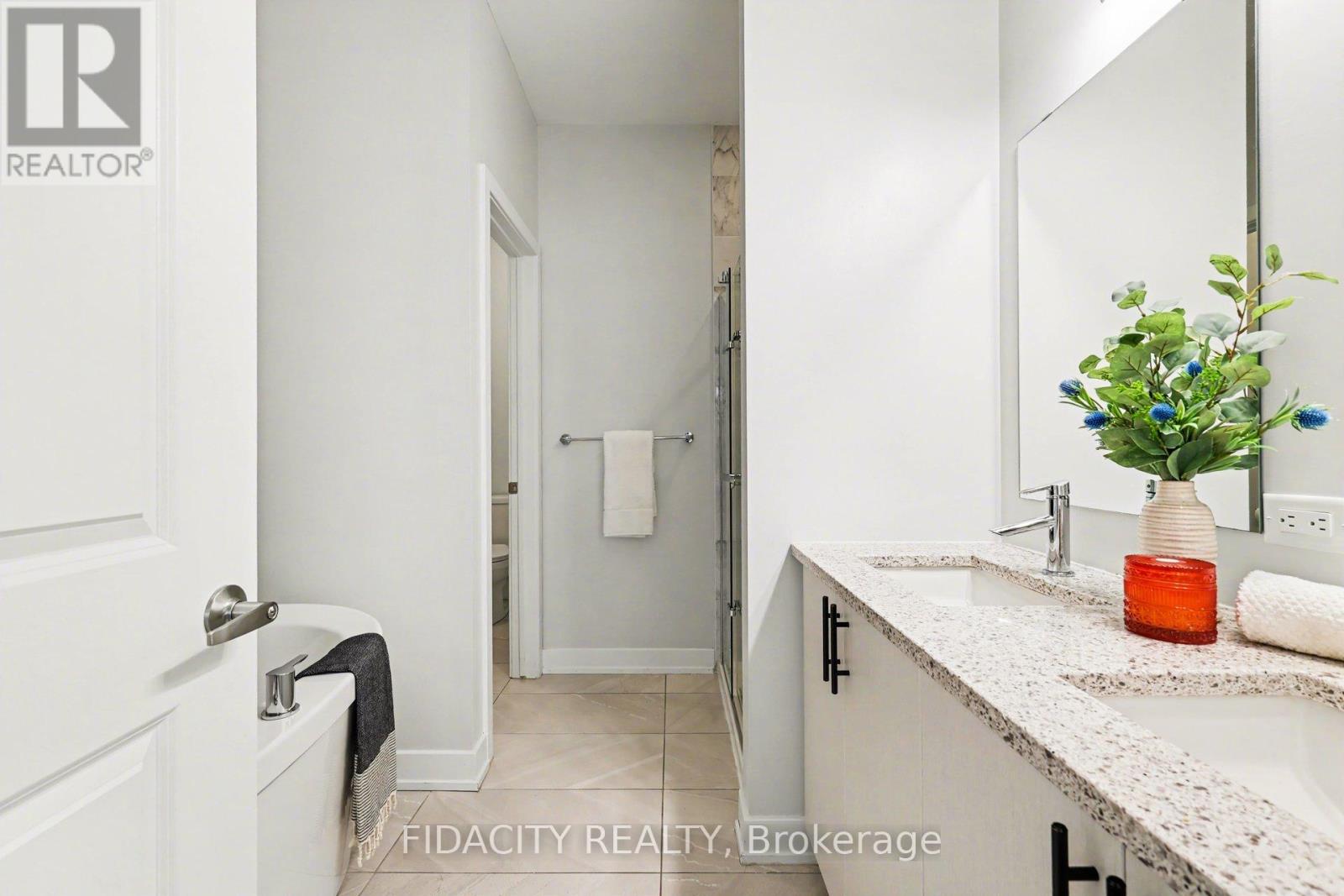 565 BOBOLINK RIDGE, Ottawa, Ontario, K2S2P4 — Photo 22