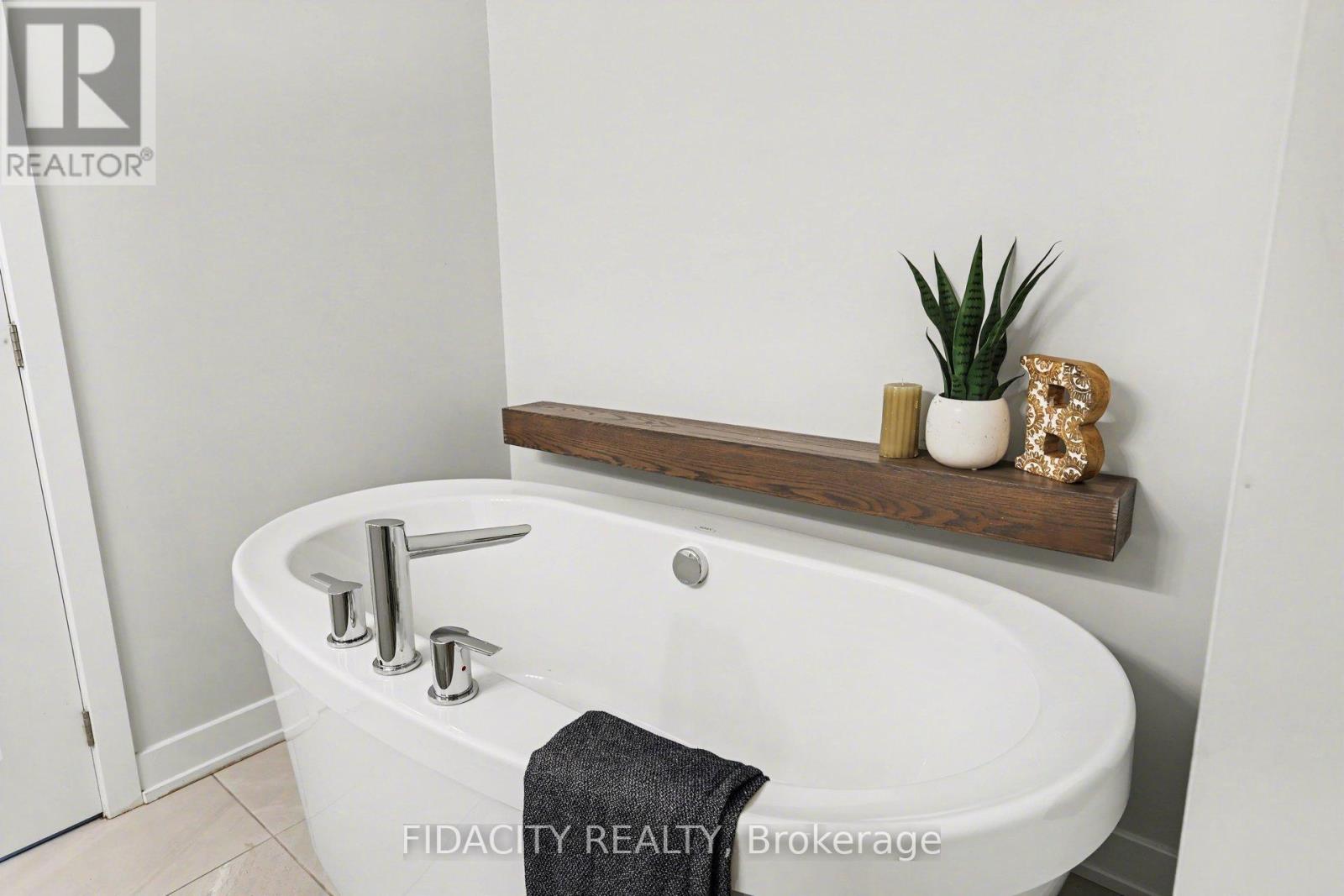 565 BOBOLINK RIDGE, Ottawa, Ontario, K2S2P4 — Photo 23
