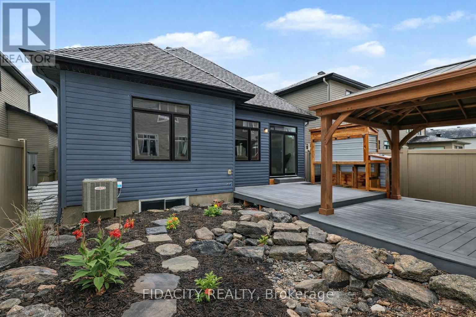 565 BOBOLINK RIDGE, Ottawa, Ontario, K2S2P4 — Photo 29