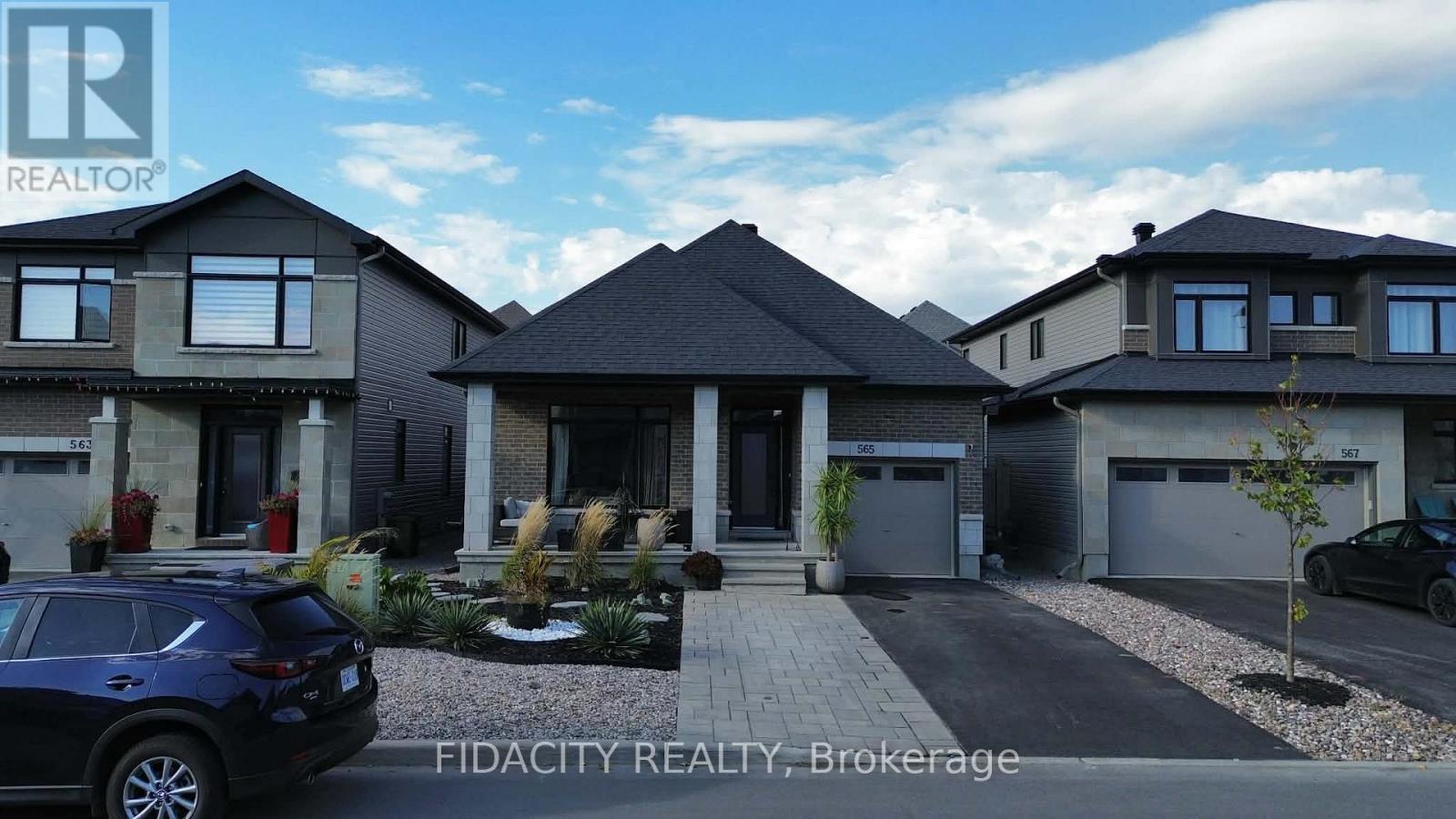 565 BOBOLINK RIDGE, Ottawa, Ontario, K2S2P4 — Photo 30