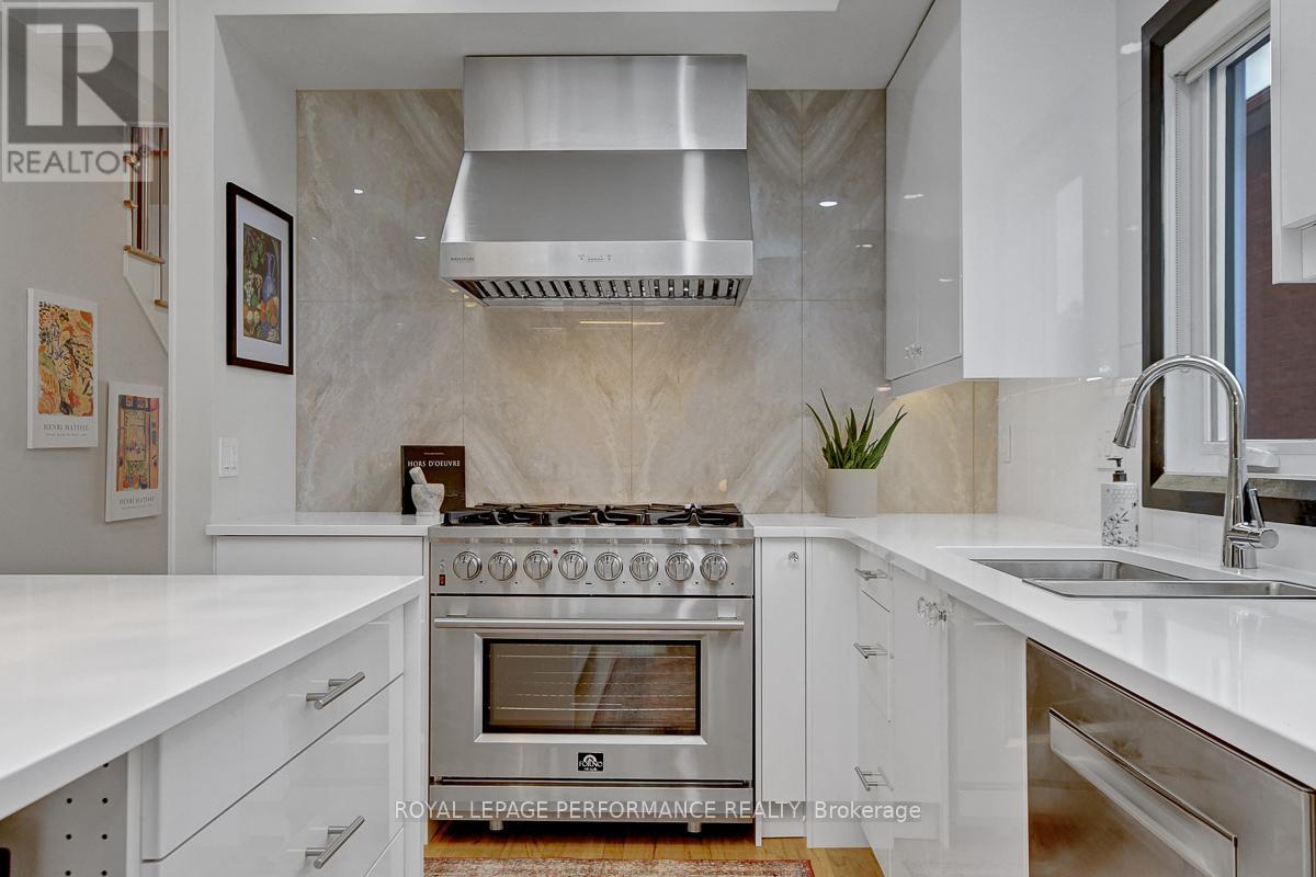 86 WEST PRESLAND ROAD, Ottawa, Ontario, K1K2C3 — Photo 3