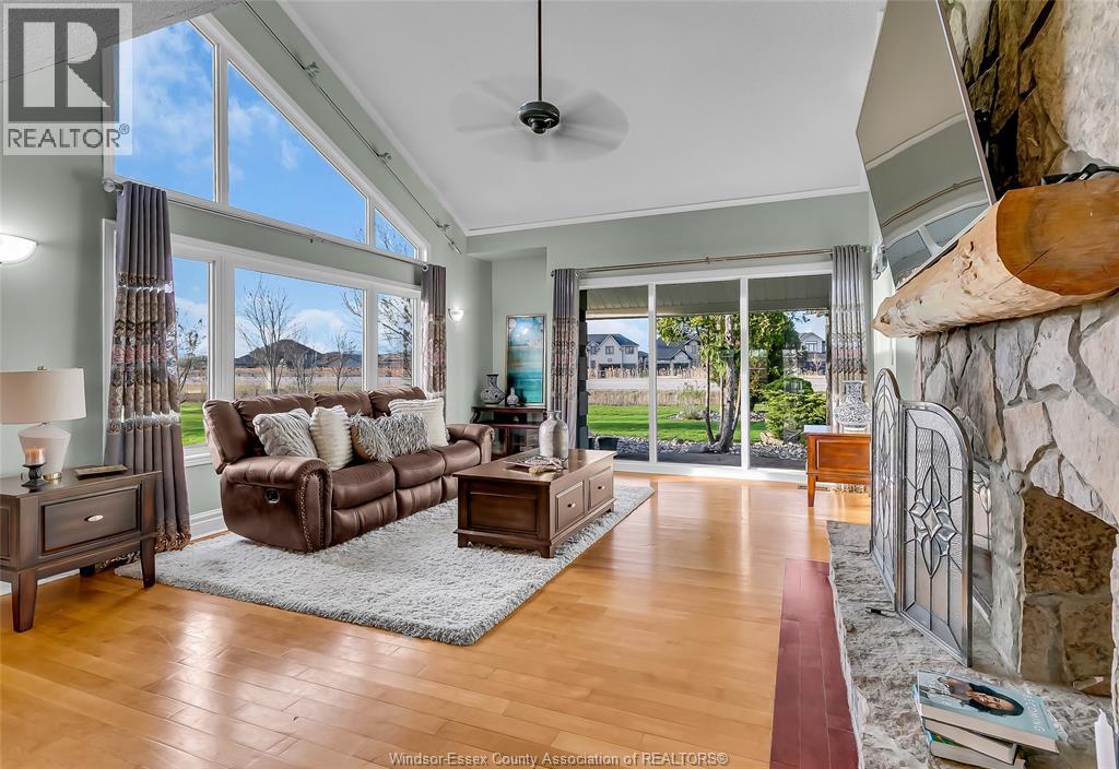 112 COUNTY RD 22, Belle River, Ontario, N8L1H8 — Photo 14