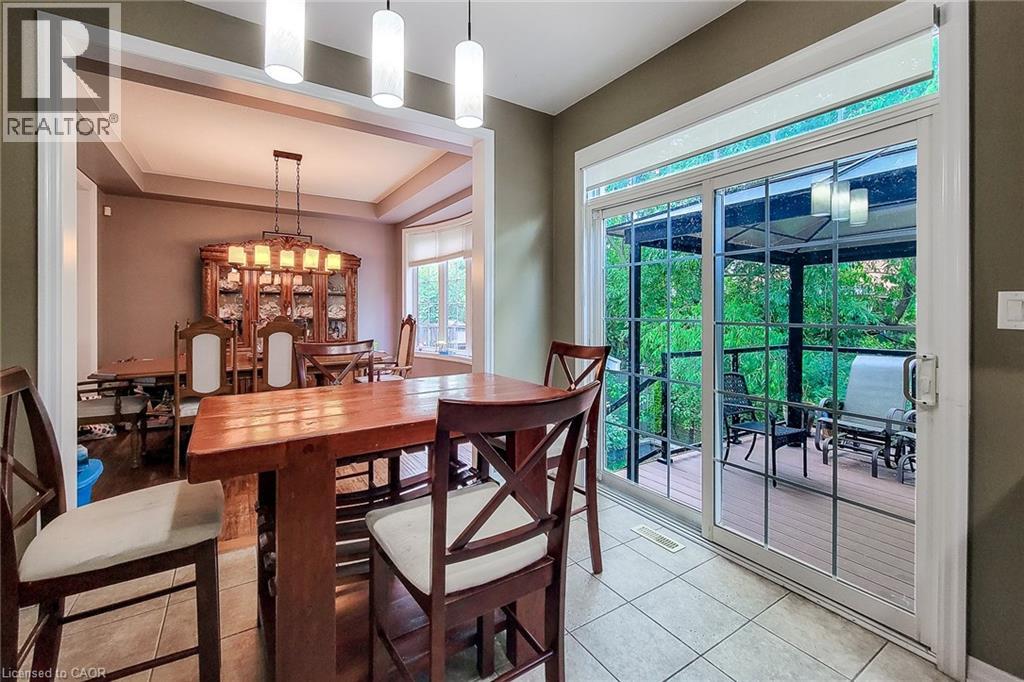 128 MONTREAL Circle, Stoney Creek, Ontario, L8E0C8 — Photo 17