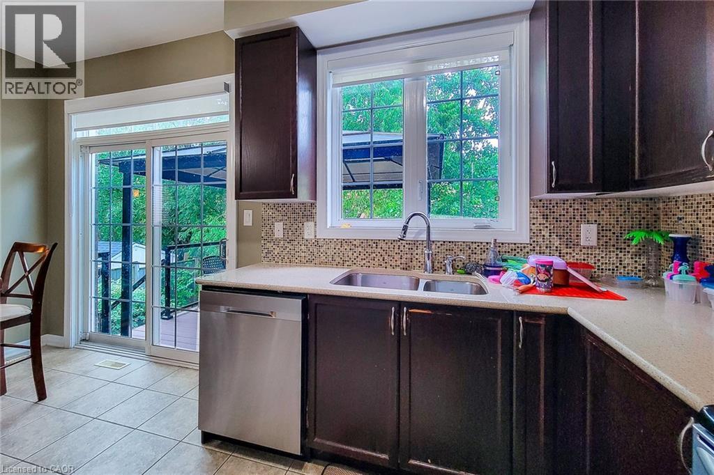 128 MONTREAL Circle, Stoney Creek, Ontario, L8E0C8 — Photo 20