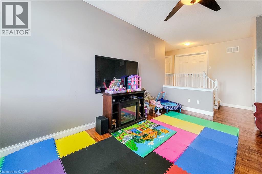 128 MONTREAL Circle, Stoney Creek, Ontario, L8E0C8 — Photo 24