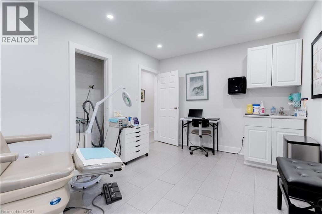2409 WALKER'S Line, Burlington, Ontario, L7M4K1 — Photo 12